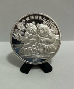 Vintage Silver 2oz  round 1987 AMC mint