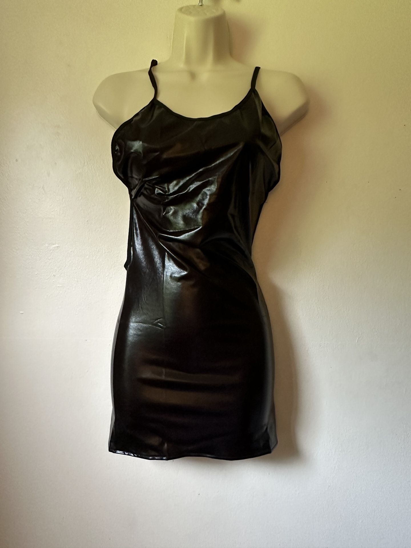 Elegant Black Sleeveless Dress