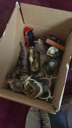 Free Decorations/household items