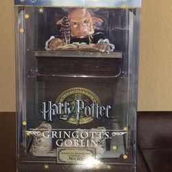 The Noble Collection Harry Potter Magical Creatures: GRINGOTTS GOBLIN