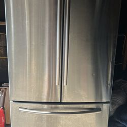 Samsung RF261BEAESRIAA Refrigerator