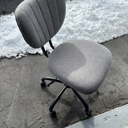 Adjustable Office Chair 