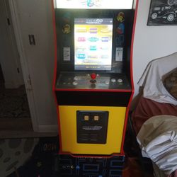 Pac-Man/ One UP Retro Arcade Asking $100
