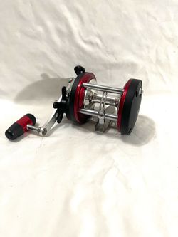 Brand new never used (RBC-XL) medium, heavy action bait, caster fishing reel