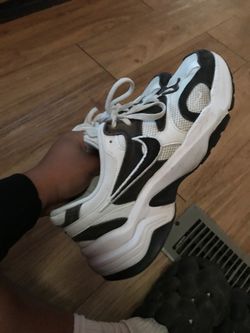 Size 11Nike shoes(trades acceptable)