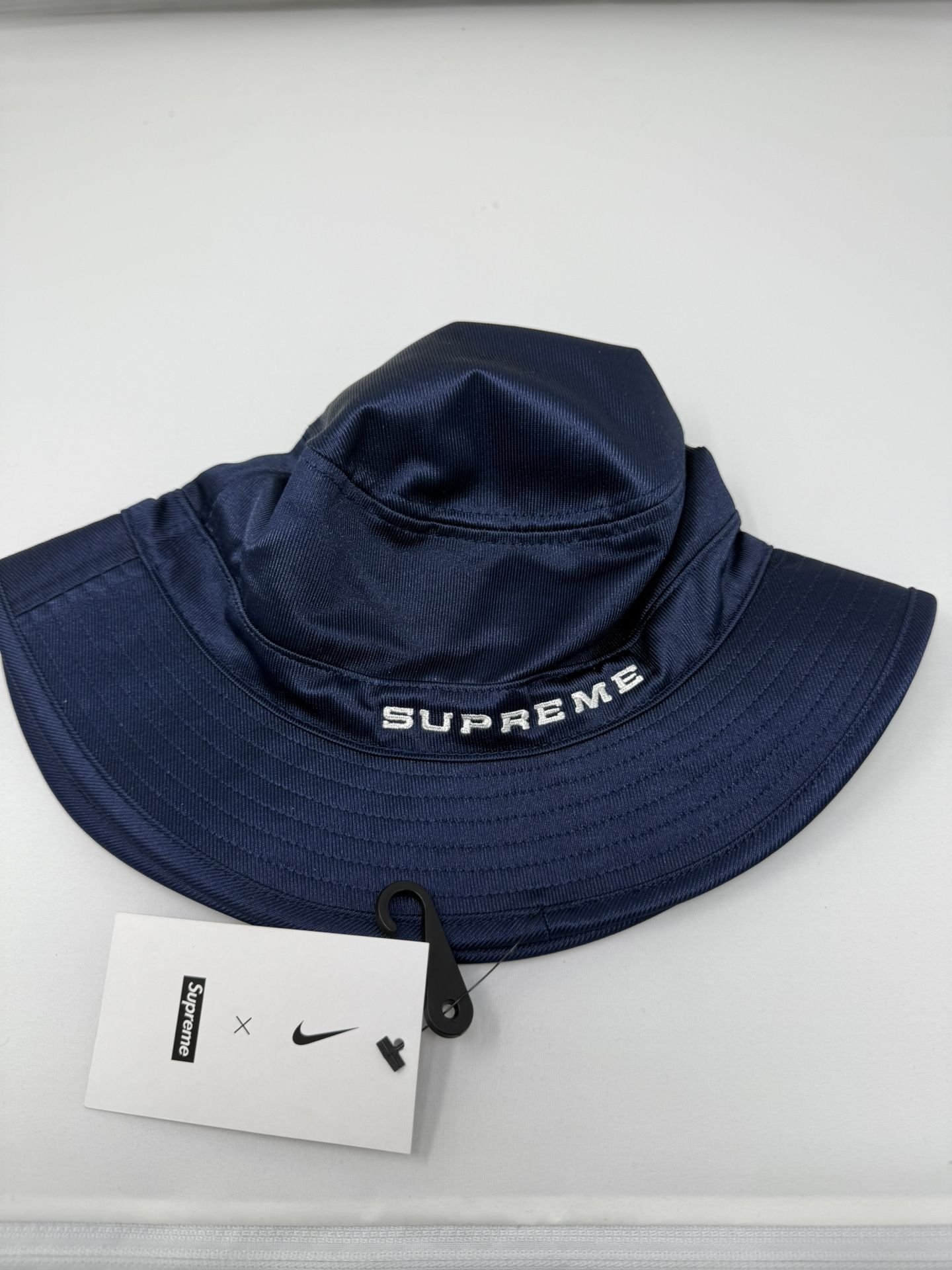 Supreme x Nike Dazzle Crusher Navy Bucket Hat