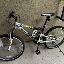 Mongoose XR75 Bike