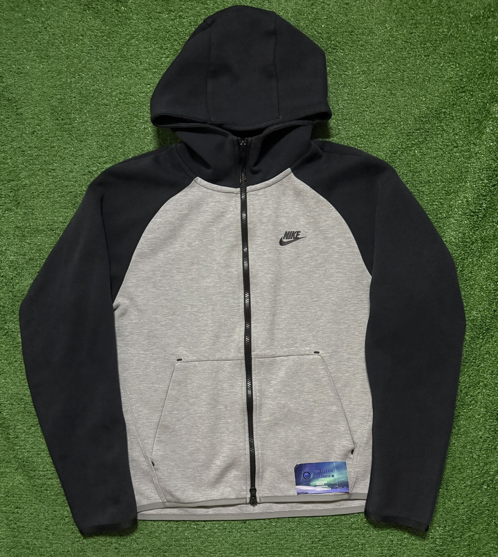 Nike Tech Fleece Hoodie Black Grey Medium