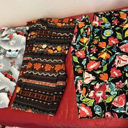 Set of 3 - Women’s Leggings Lot - Size Large - Simi Valley