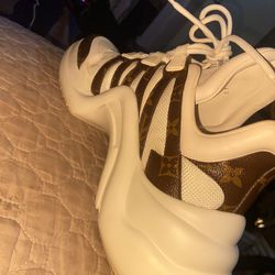Louis Vuitton Sneakers Size 8 Woman for Sale in Houston, TX - OfferUp