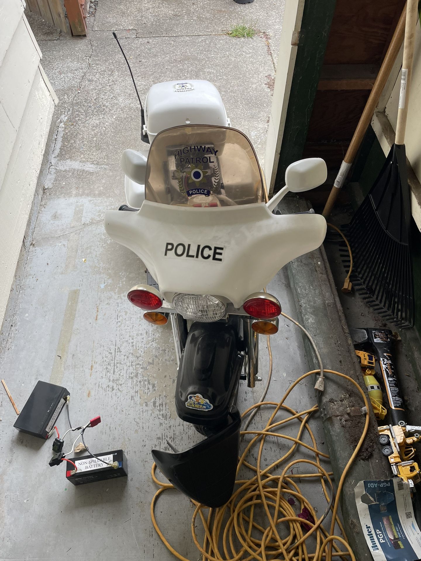 Kids Police Bike (needs Batteries)