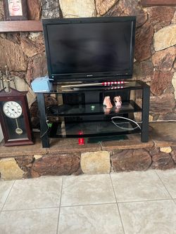 30” TV