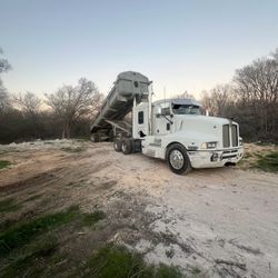 1994 and 1998 Kenworth T600