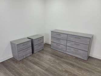 Cómoda Sin Espejo Y 2 mesas de noche