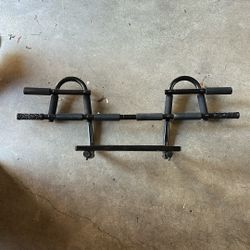 Pull Up Bar 