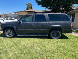 2003 Chevy Suburban 4 WD