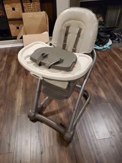 Graco Adjustable High Chair With Removable Seat And Tray