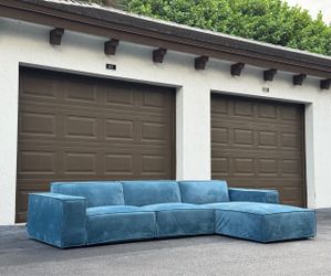 ๐๏ธ Sofa/Couch Sectional - Microfiber - Rove Concepts - Delivery Available ๐