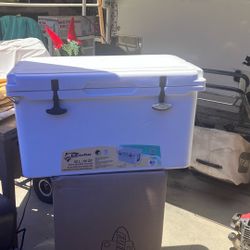 Coho 55qt Root Molded  Cooler