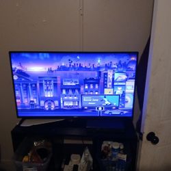 40 Inches Tv