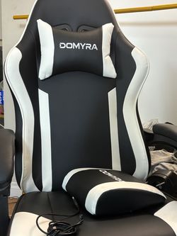 Gaming chair brand new in box