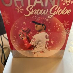 Ohtani Snow Globe