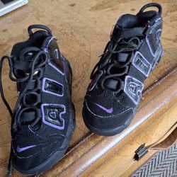 Child's Nike Air Size 1.5 Y