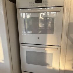 GE White Dual Oven Model JK5500DF1WW