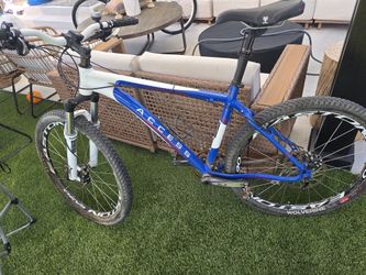 Access Mountain Bike 18.5