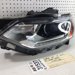 2018 2021 CHEVROLET TRAVERSE LEFT SIDE XENON HEADLIGHT LAMP OEM 84887857