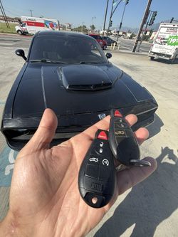 Llaves De Autos / Car Keys And Remotes 