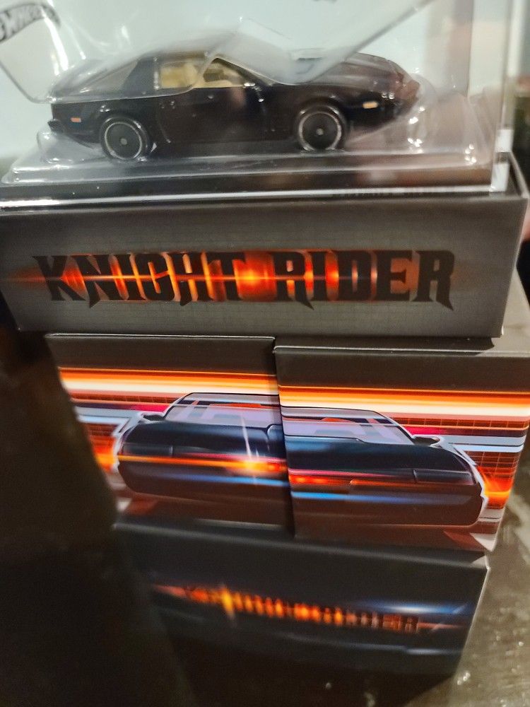 Mattel HOTT wheels 2022 Exclusive K.I.T.T Car KNIGHT Rider Industries 2000 Hot Wheels Collectible