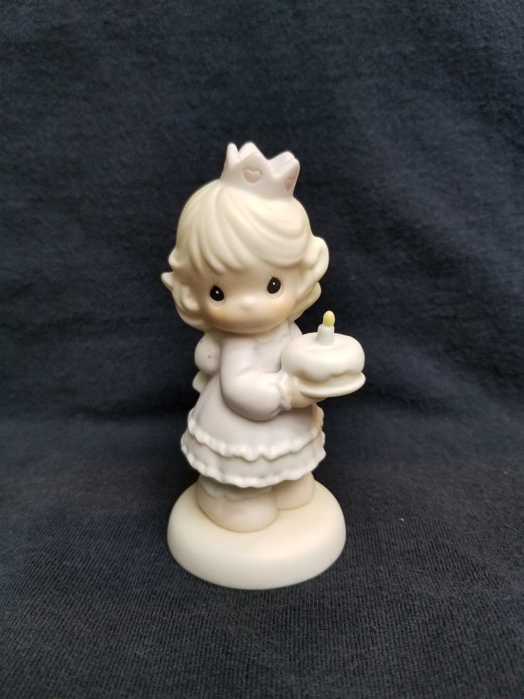 Collectable  Ceramic Figurine 