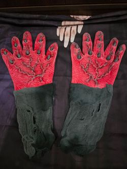 Cinema Secrets Legion Of Darkness Demon Warrior latex Halloween Gloves Cosplay


See full video on the Rudos Epic Props youtube


 https://offerup.com