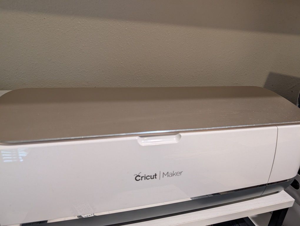 Cricut MAKER