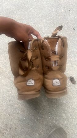 Soft-Lace Boots