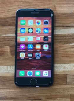 IPhone 7 Plus 128GB Unlocked -Fully Working -Good Condition NO iCloud -NO ISSUES!!!!!!