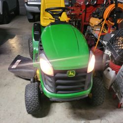 RIDING LAWNMOWER EVERYTHING WORK GOOD 