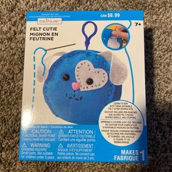 Learn To Sew Puppy Keychain Set