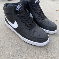 Nike Men’s Court Vision