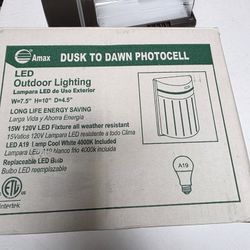 dusk to dawn light