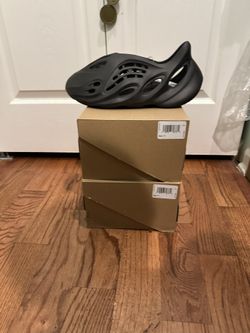 Yeezy Foam Runner Onyx 