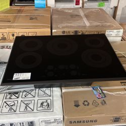ELECTRIC BUILD IN SAMSUNG COOKTOP