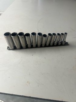 Snap on sockets