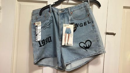 Classic vintage style timeless blue jean denim shorts women’s size 11