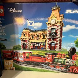 LEGO 71044 Disney Train and Station