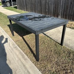 Outdoor Metal Extendable Dining Table 