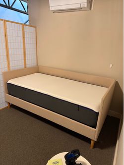 Twin day bad (mattress not included)