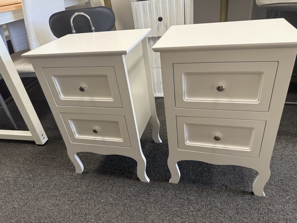 White Wood Nightstand Set of 2 (SW600)