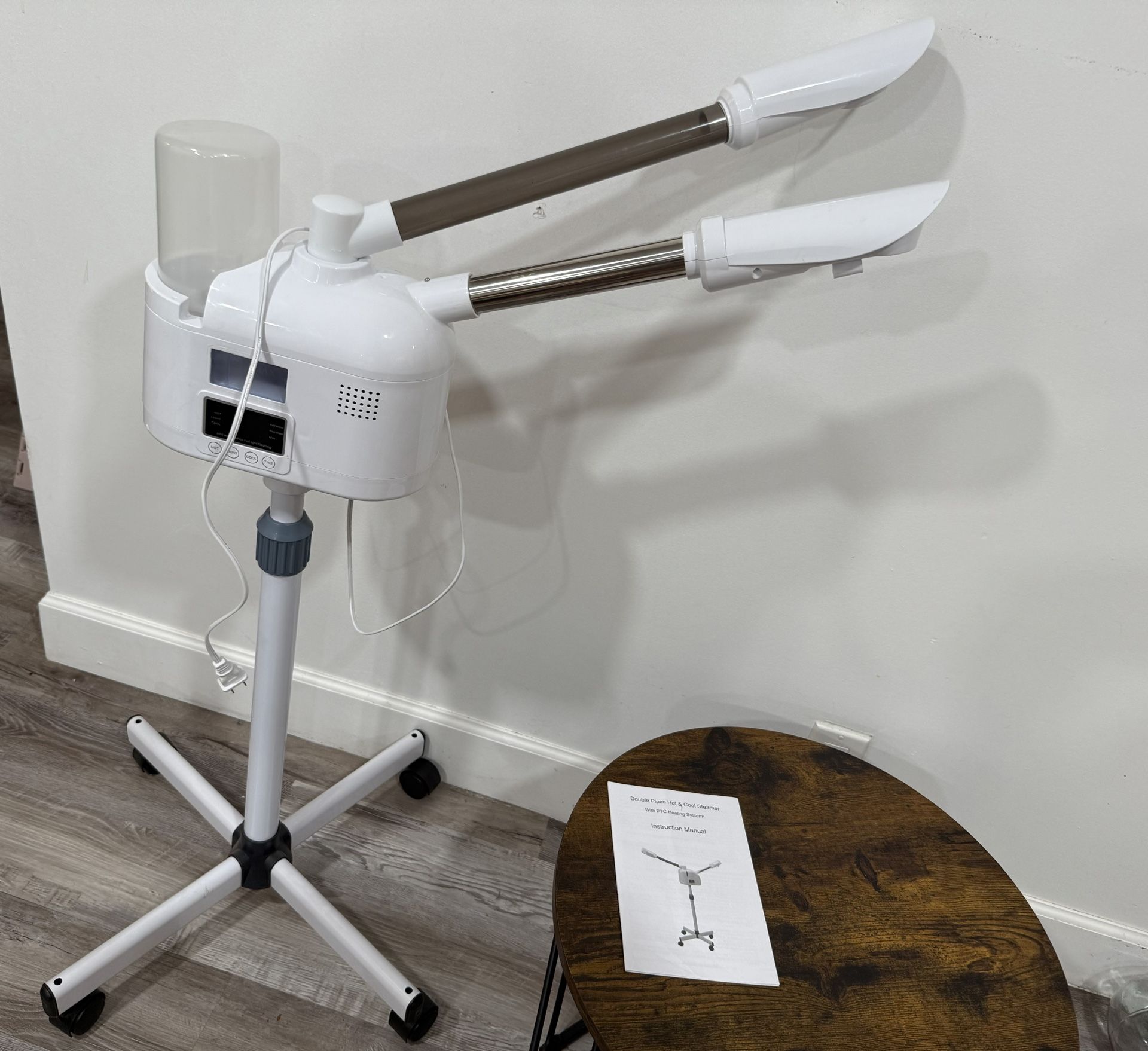 Professional facial steamer with ozone Hot & Cold